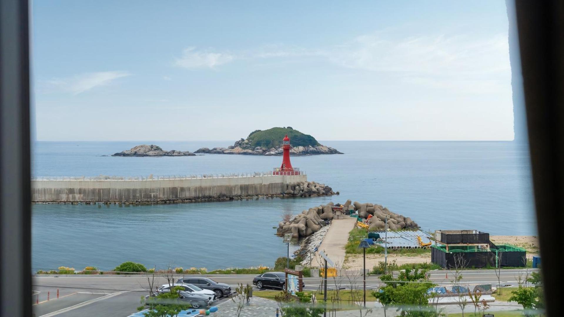 Goseong Gyeoulbada Ocean View Pension Room photo